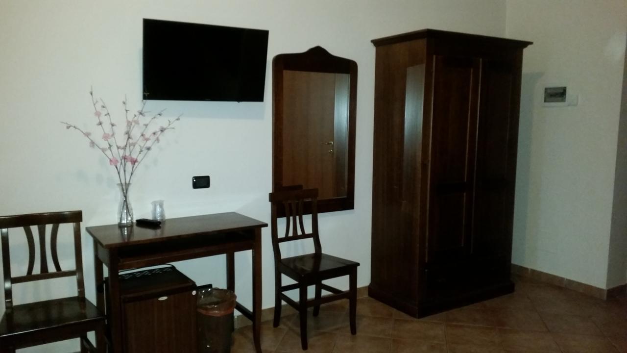 Hotel La Pendola Ozzero المظهر الخارجي الصورة