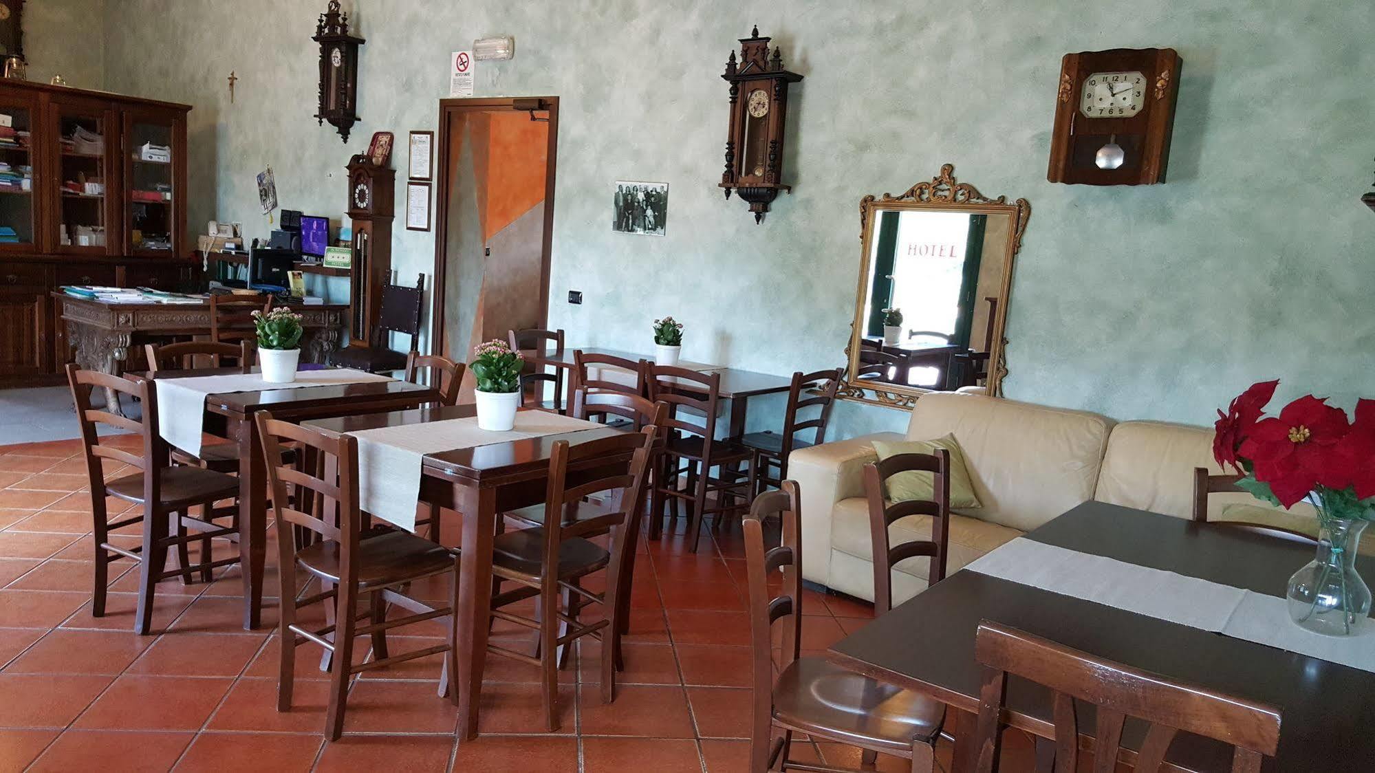 Hotel La Pendola Ozzero المظهر الخارجي الصورة